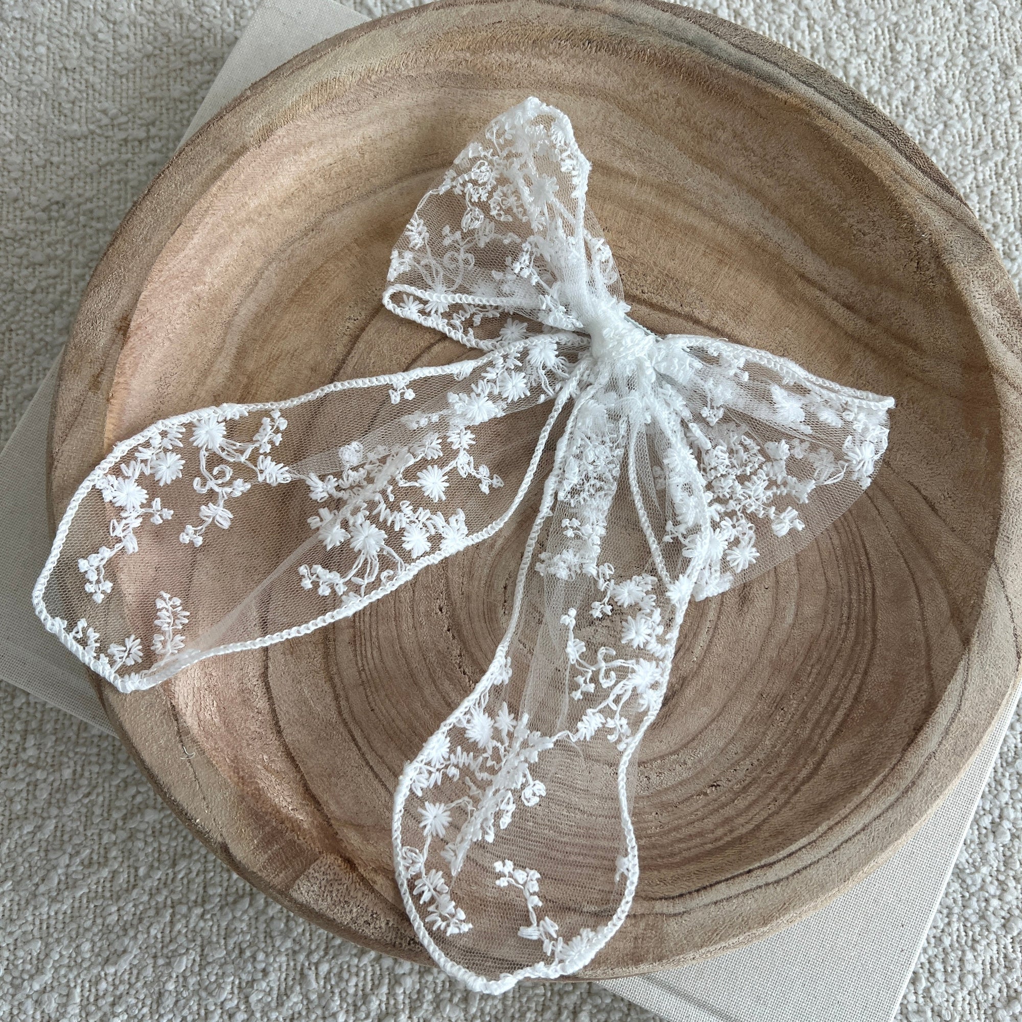 Winter Lace Bow